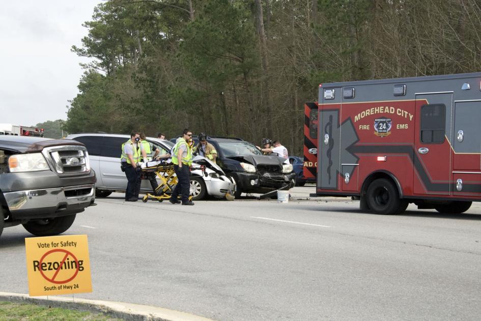 Sunday traffic collision in Morehead City leaves 2 people with minor