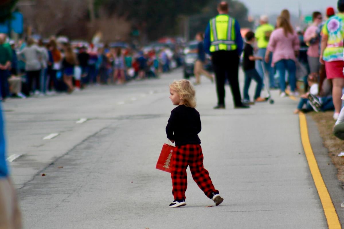 GALLERY: Cloudy skies can’t keep away crowds for 2021 Morehead City Christmas Parade