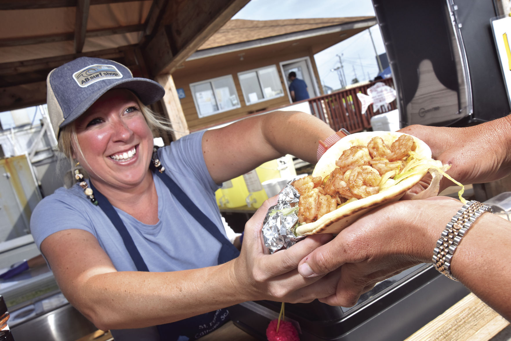 NC SEAFOOD FESTIVAL RETURNS Annual Celebration Packs Morehead City   5d98fdeb79375.image 