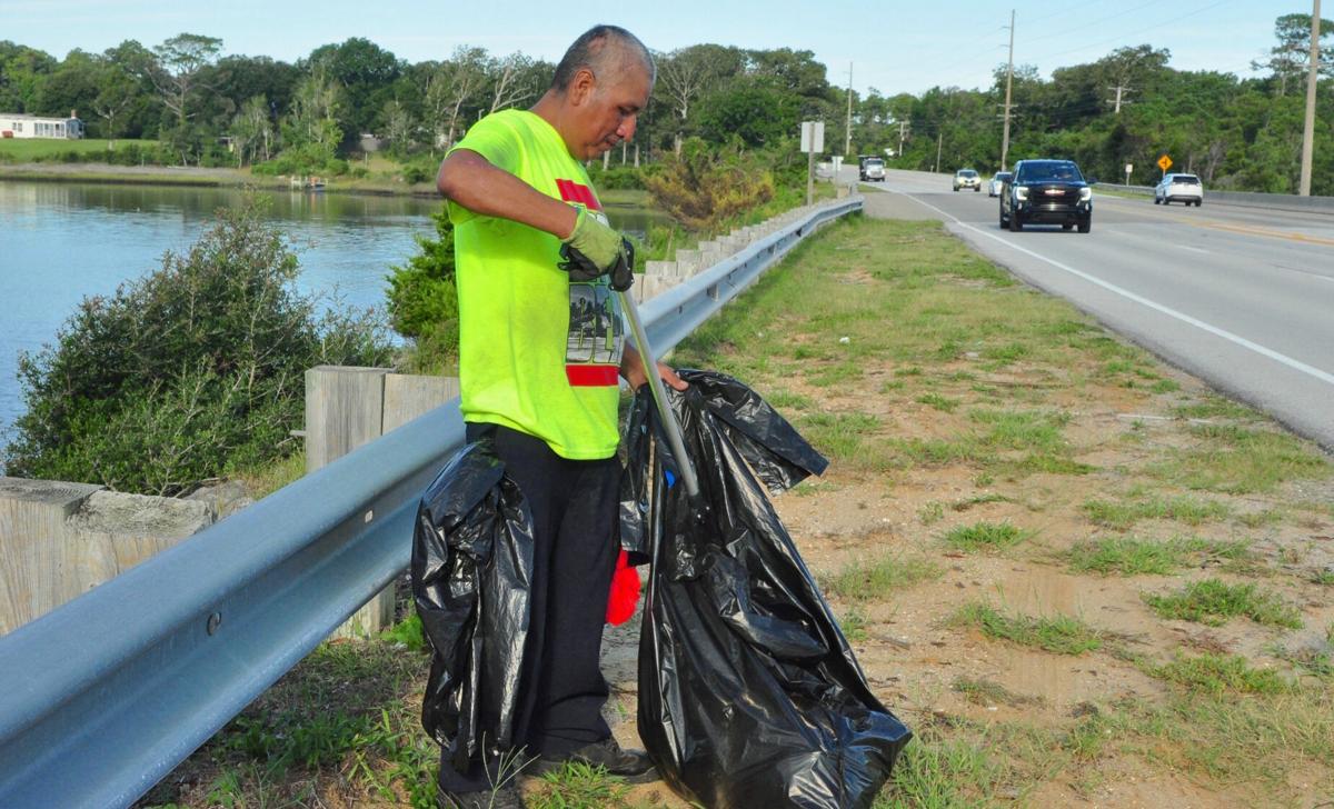 Free tarp giveaway set for Sept. 10 in effort to curb litter on