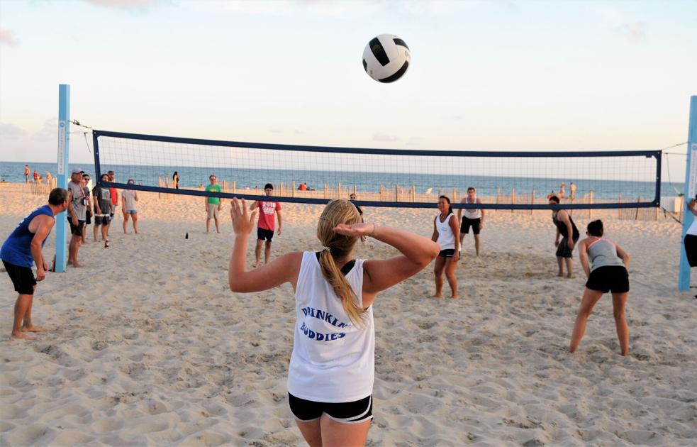 Beach volleyball a big Wednesday night hit Sports