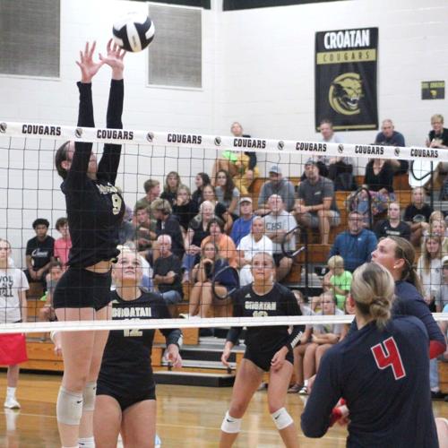 Croatan Croatan volleyball earns big win over West | Sports ...