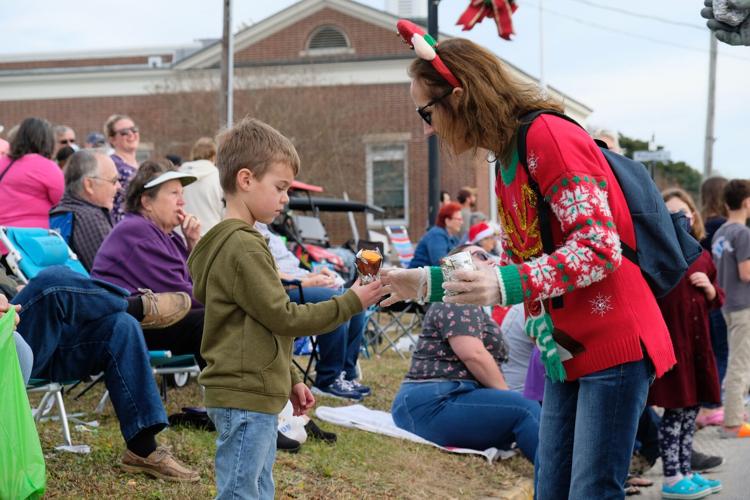 GALLERY Beaufort’s annual Christmas parade returns to Front Street to