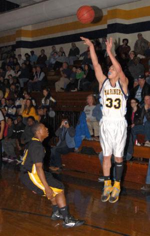 Mariners Cruise Past Hobbton 99 65 In First Round Of Playoffs