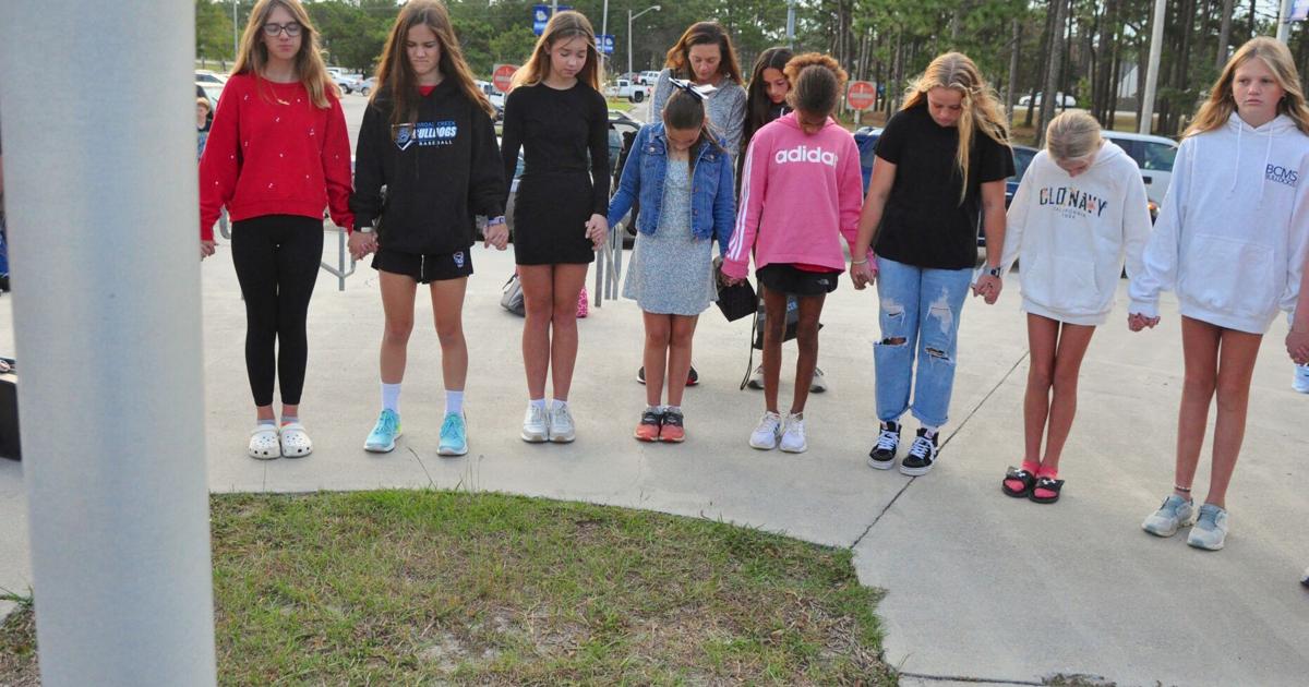Students Join To Pray For Schools Communities News students-join-to-pray-for-schools-communities-news