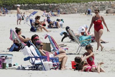 Memorial Day Tempts Americans Outdoors Raising Virus Fears National Carolinacoastonline Com