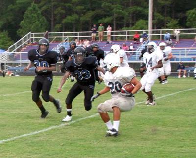 Trask Titans Late Score Nails Down Victory Over Swansboro