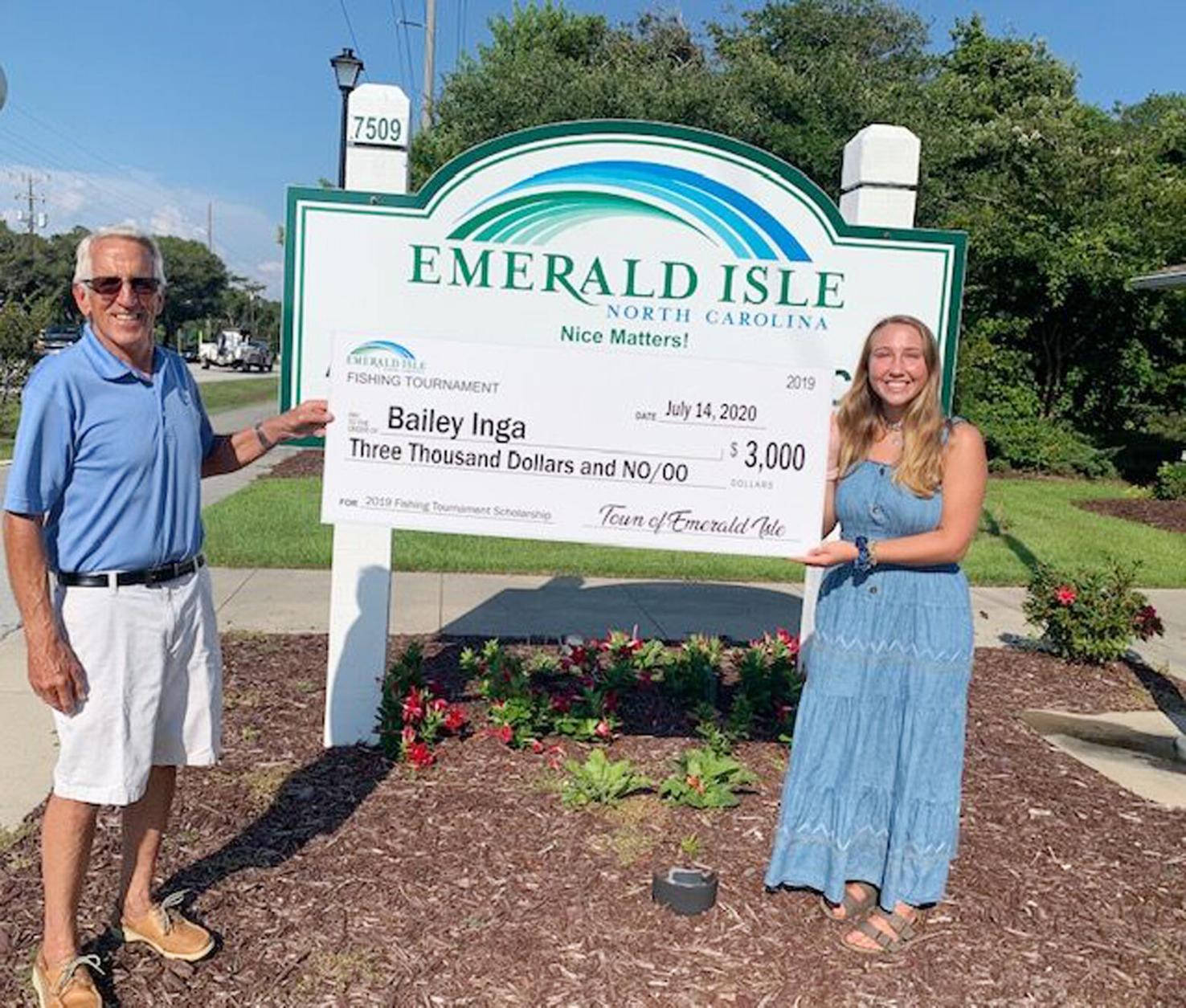 Emu Emerald Scholarship3