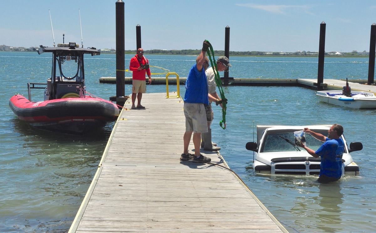 Truck Trailer Sink At Boat Ramp News Carolinacoastonline Com