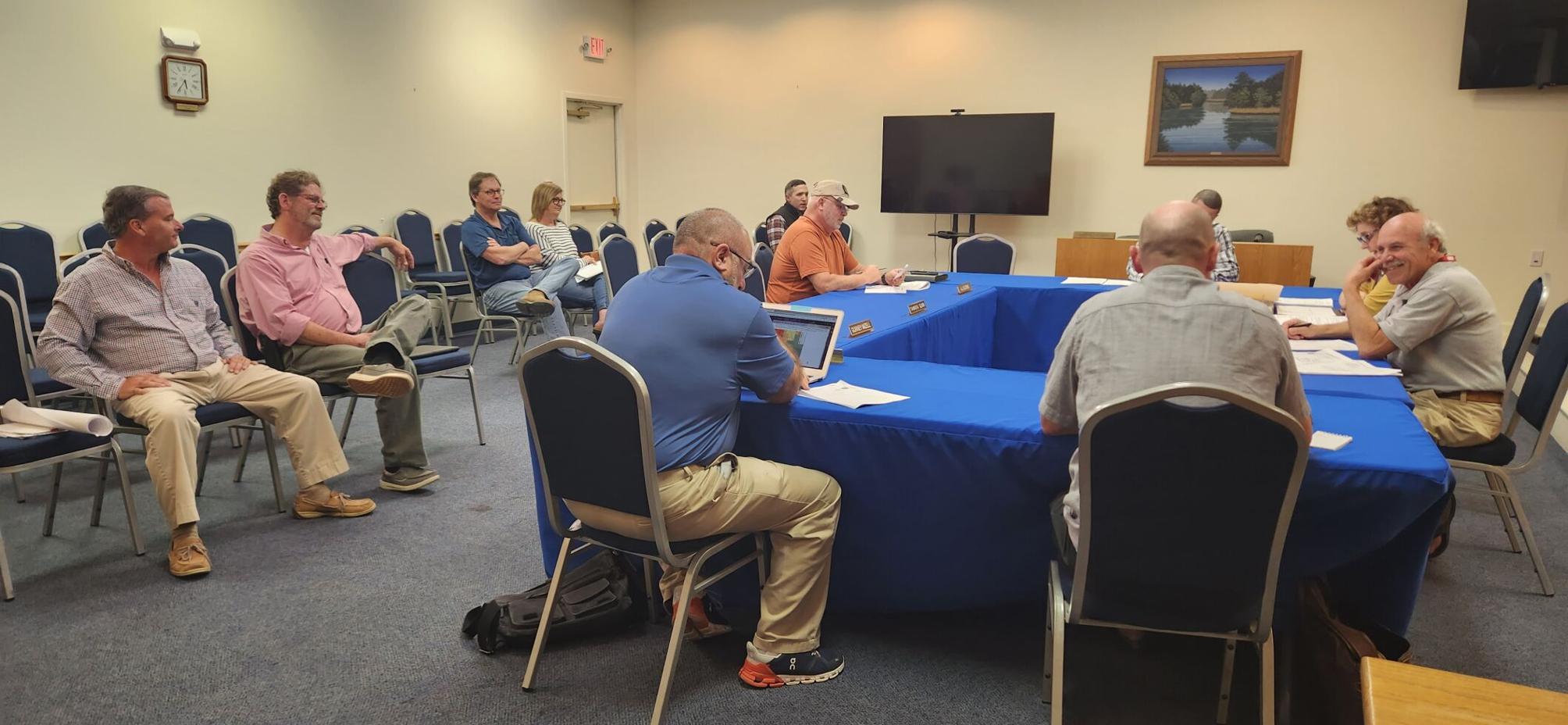 Newport Planning Board approves 43acre rezoning, declines to annex