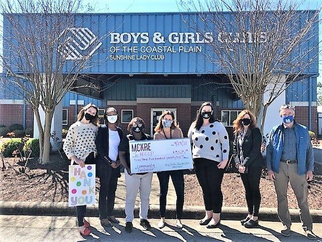 Real Estate Agency Gives 3 500 To B Gccp Sunshine Lady Club Entertainment Carolinacoastonline Com