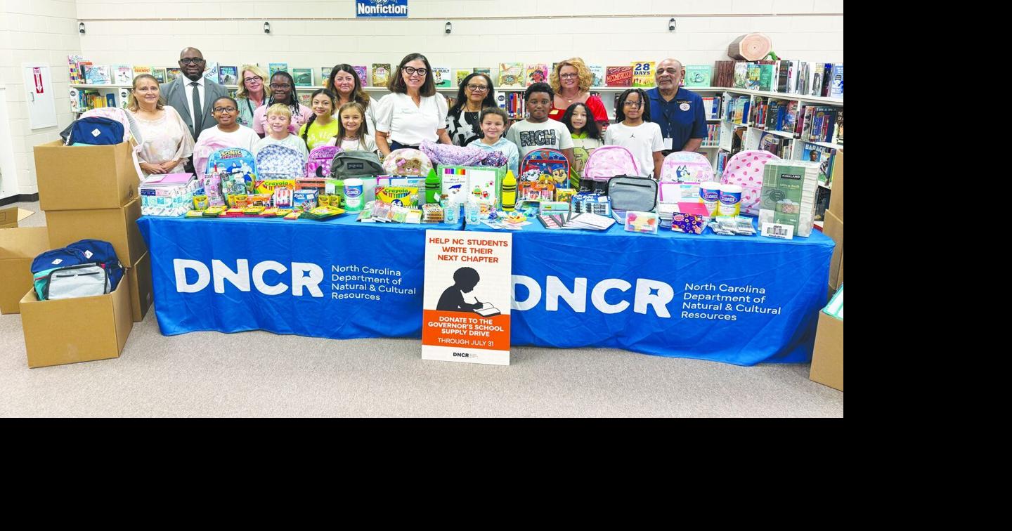 South/Oakwood students receive school supplies