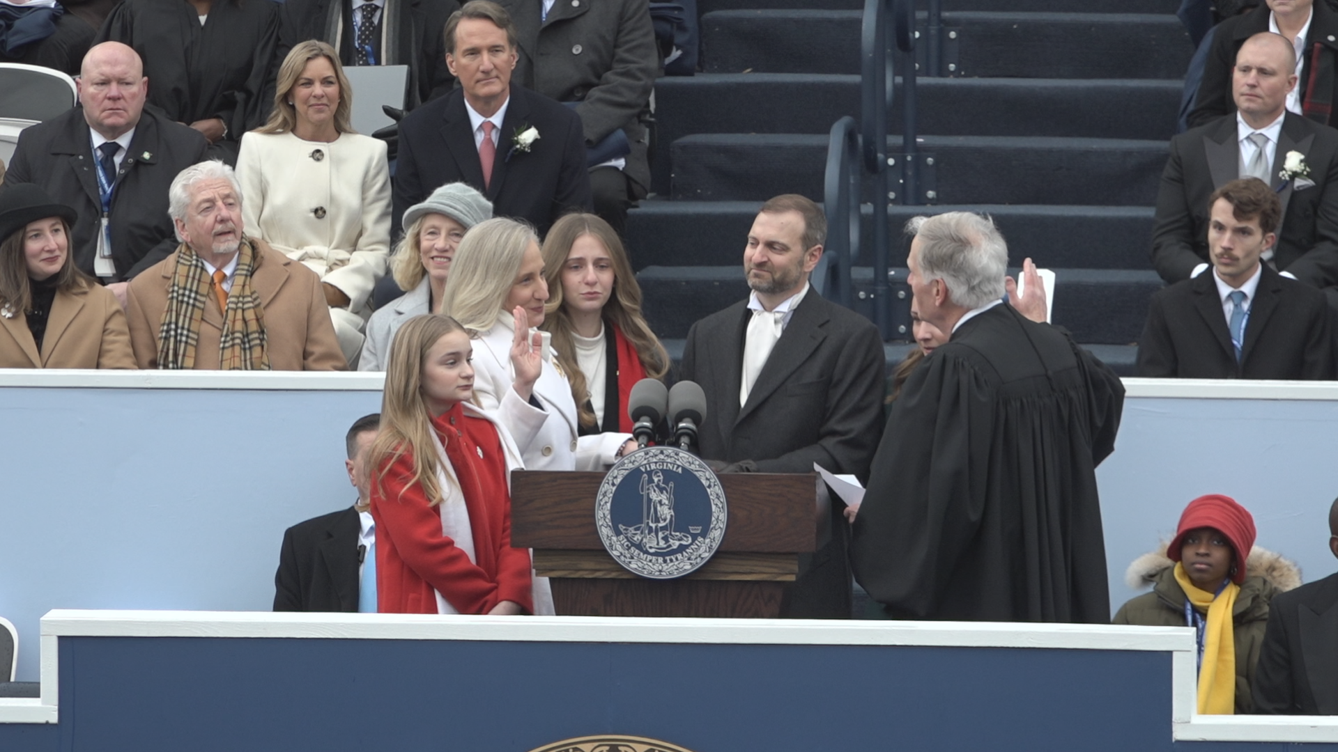 Abigail Spanberger inaugurated as Virginia’s first female governor