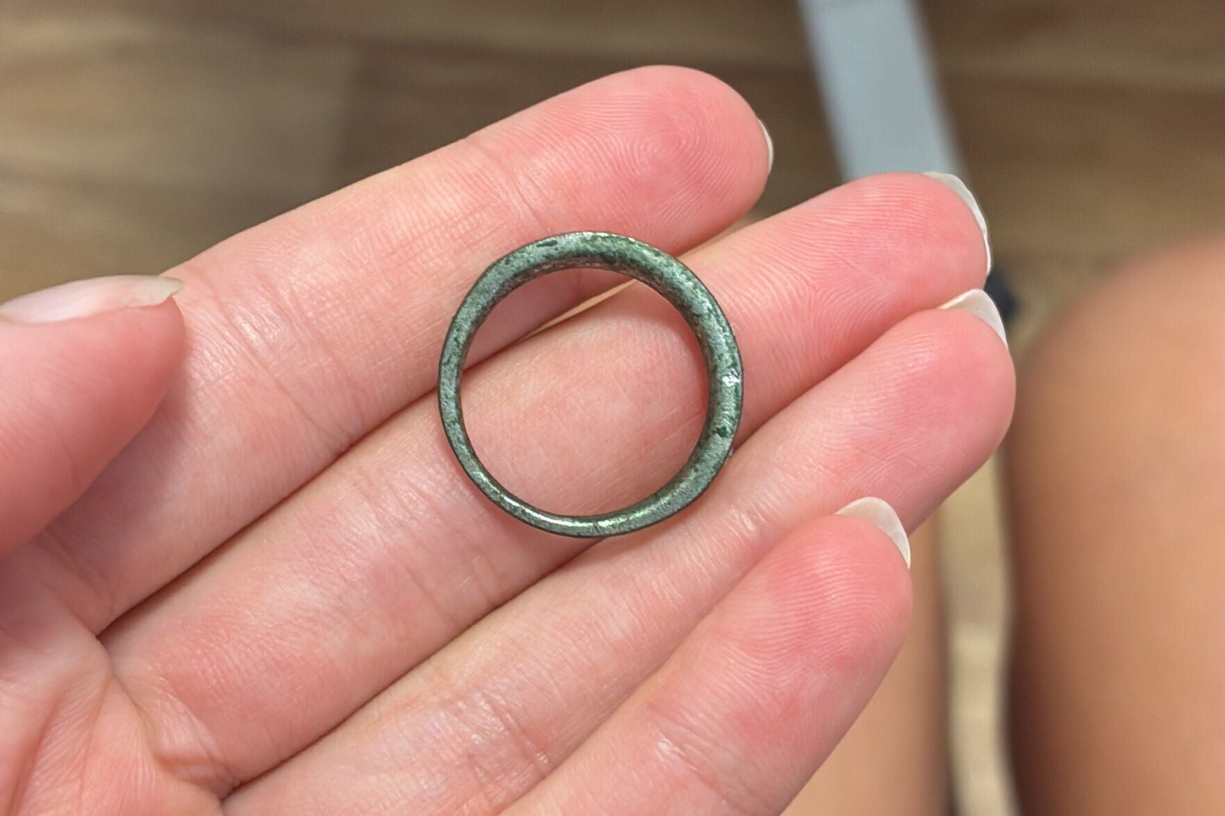 Dementia patient’s diamonds and gold rings replaced with fakes ...