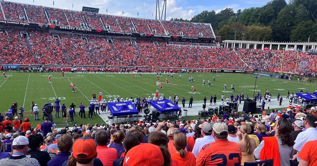 UVA Fans See Bright Future as Cavaliers Open Season