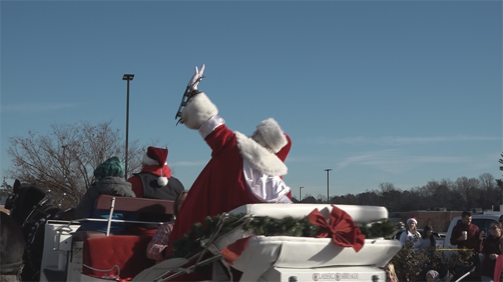Barracks Road Shopping Center to host annual Holiday Parade