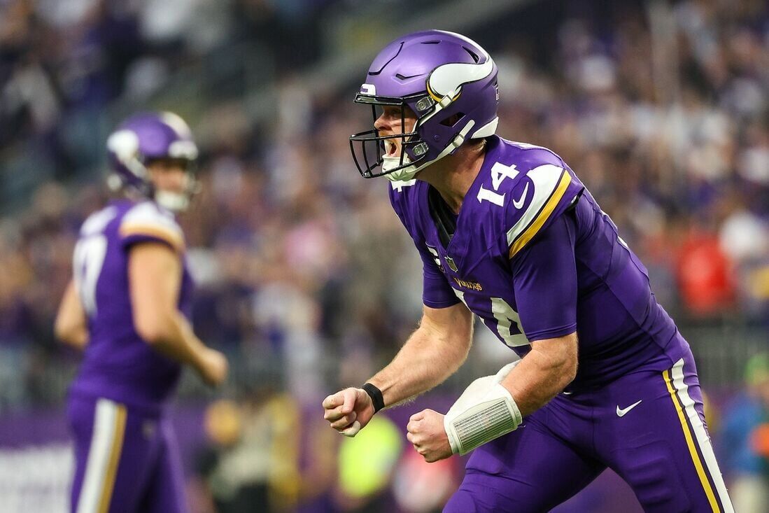 Playoff Vibes Shared As Vikings Streak Into Seattle | NFL | Cbs19news.com