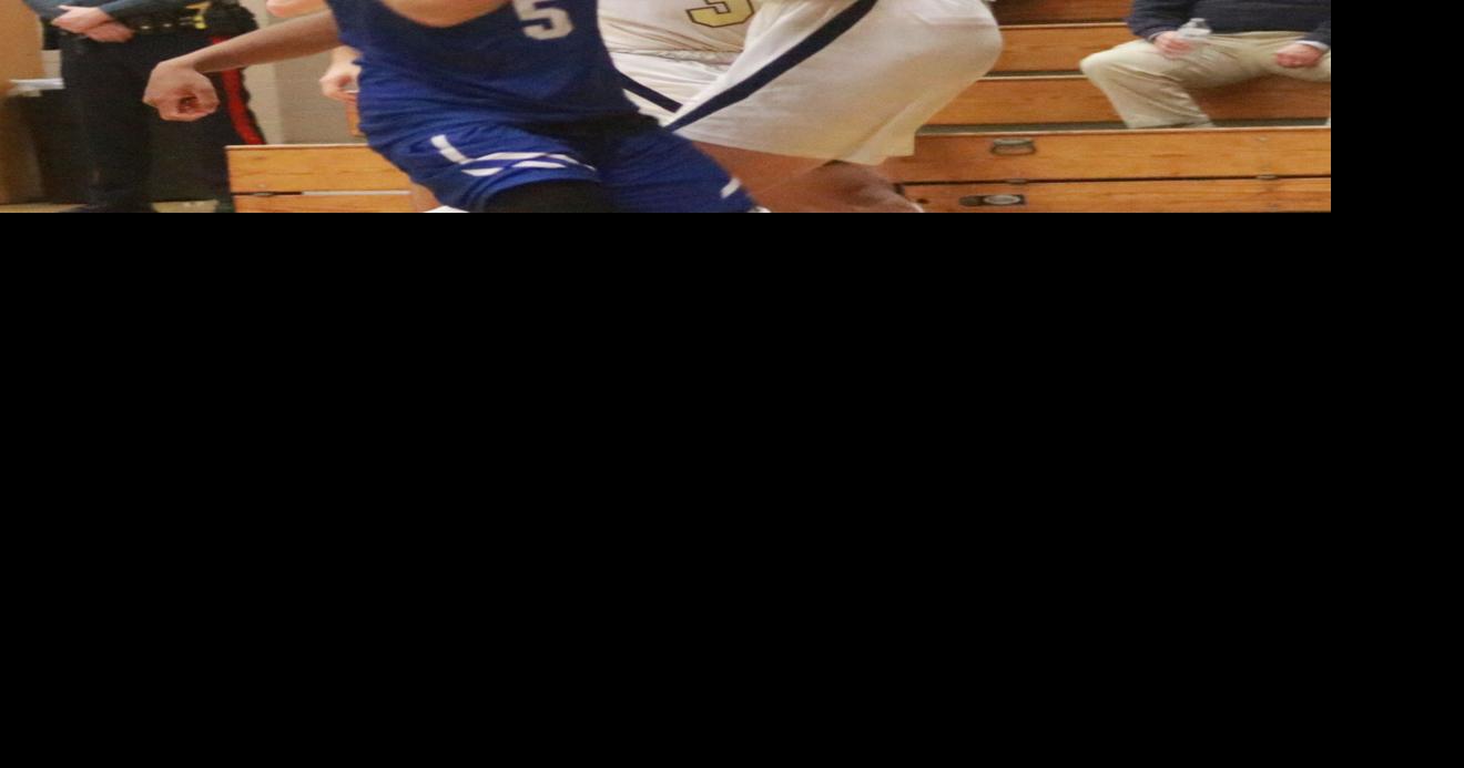 Perryville makes late push past North East