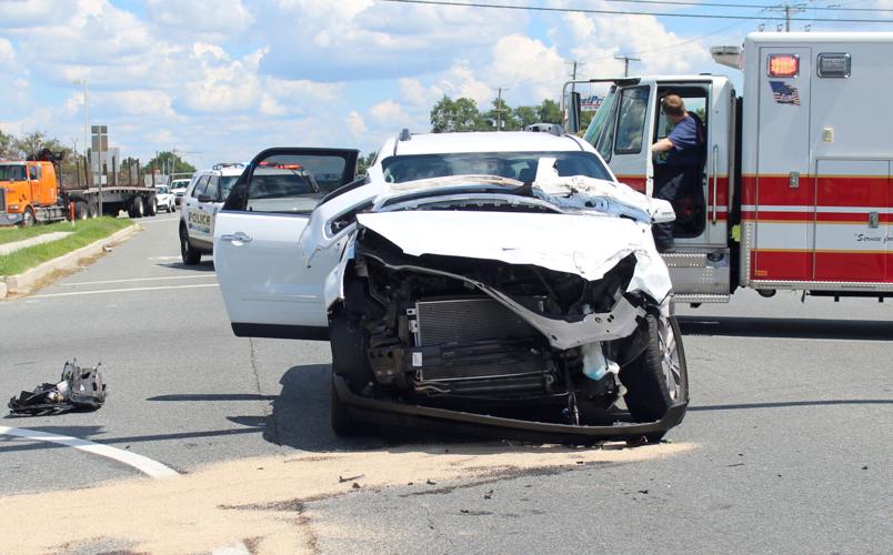 Two people injured in crash near Elkton | Local News | cecildaily.com