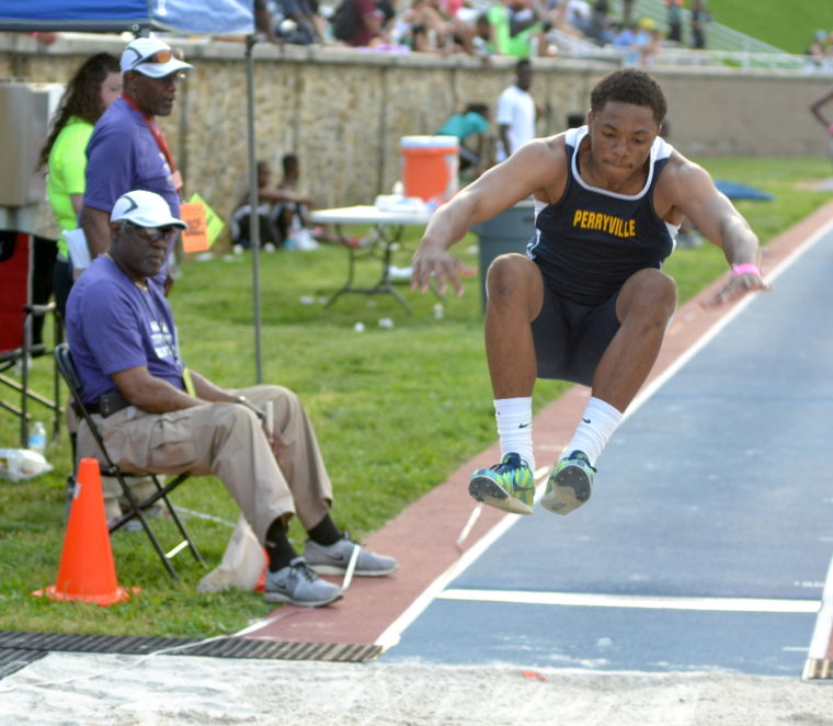 State Track Meet Day 1 Sports Gallery