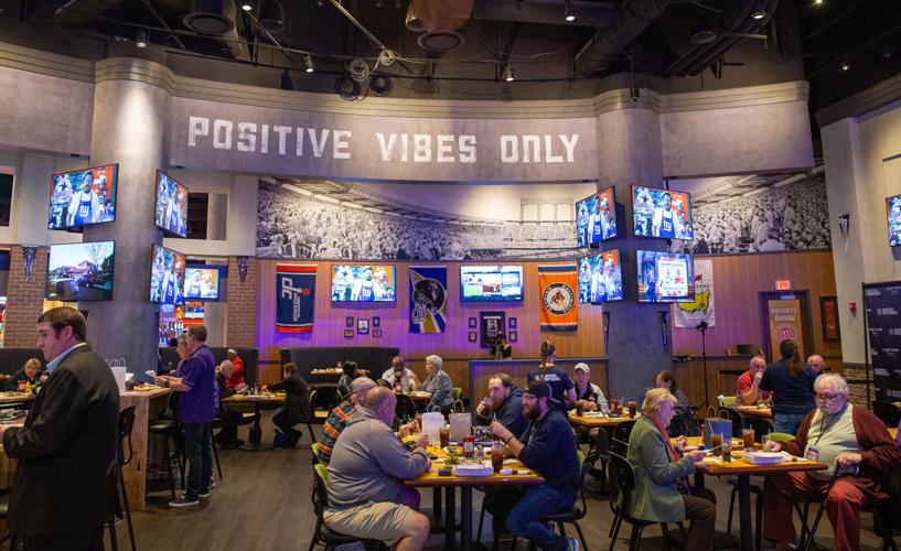 Barstool Sportsbook Restaurant at Hollywood Casino Perryville hosts