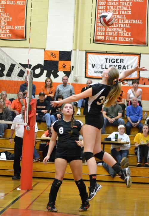 【第1位獲得！】 No. 1 Rising Sun vs. No. 2 Harford Tech volleyball | High ジャケット・アウター