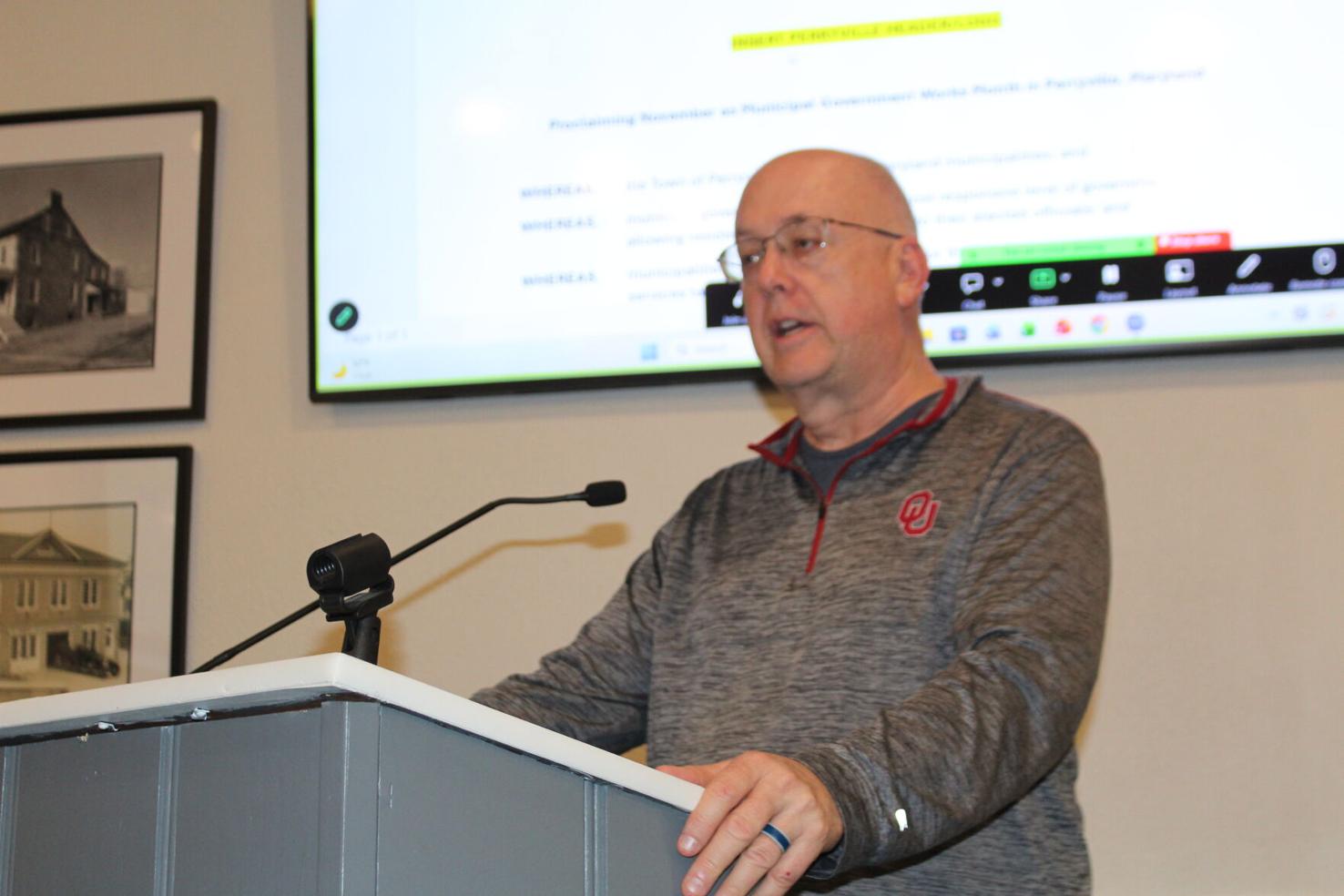 Perryville moves closer to giving elected officials a paycheck ...