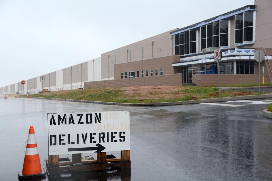 Amazon begins hiring, expects to complete facility by end of the year