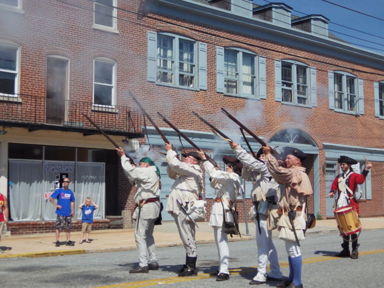 Elkton marks Memorial Day with a parade Local News