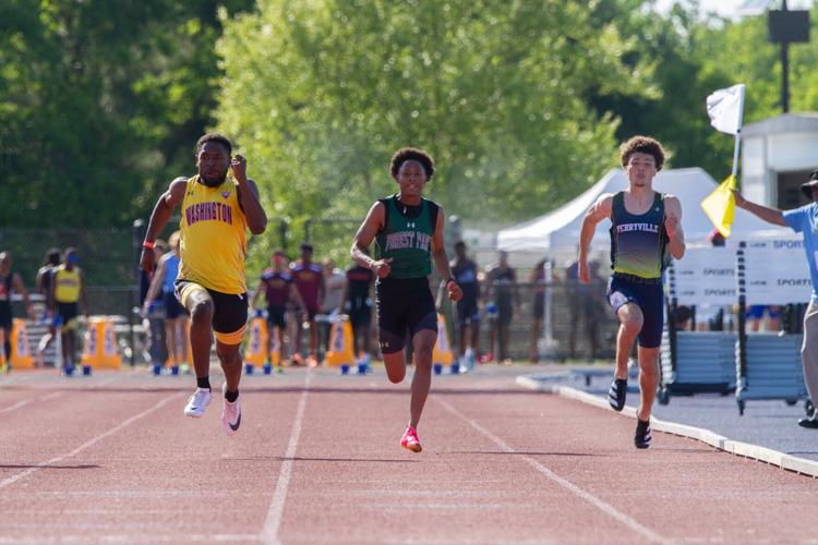 Sun's Mercer, Perryville's Phillips take home throwing victories at