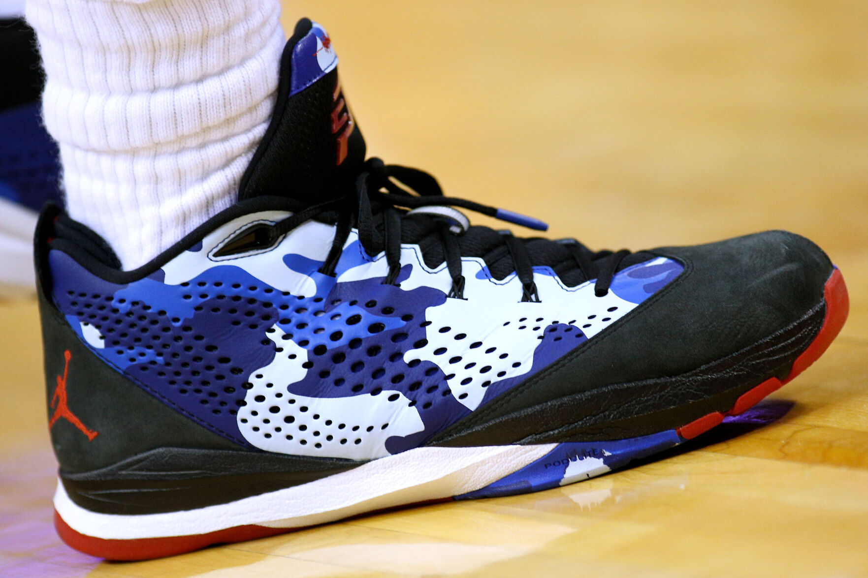 banned basketball shoes in nba