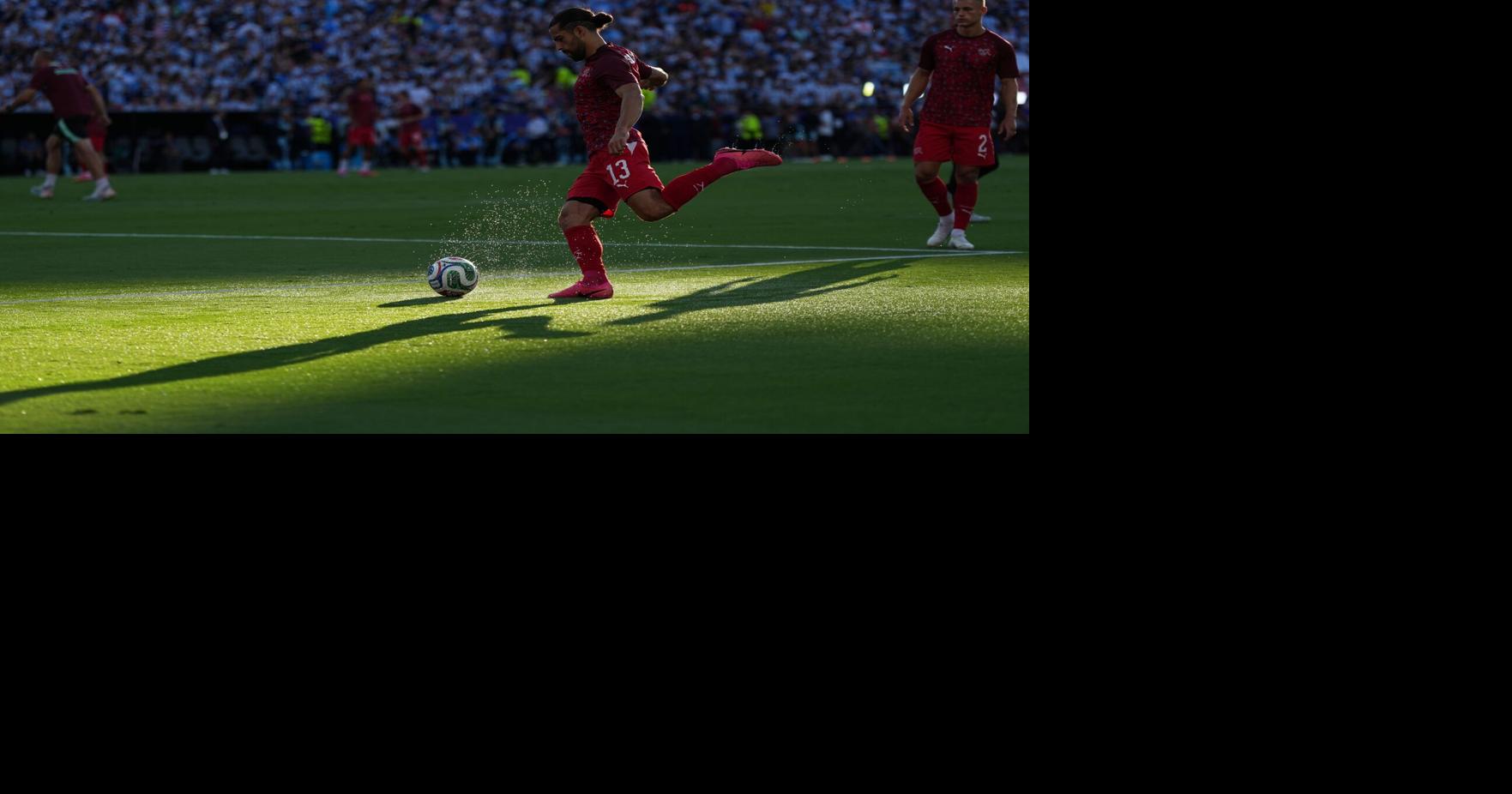 Alvarez’s 112th-minute goal helps lift Argentina past Switzerland 3-1 and into World Cup semifinals
