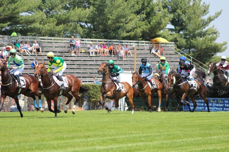 Horse racing, tailgating in dead heat at Fair Hill track | Local News ...
