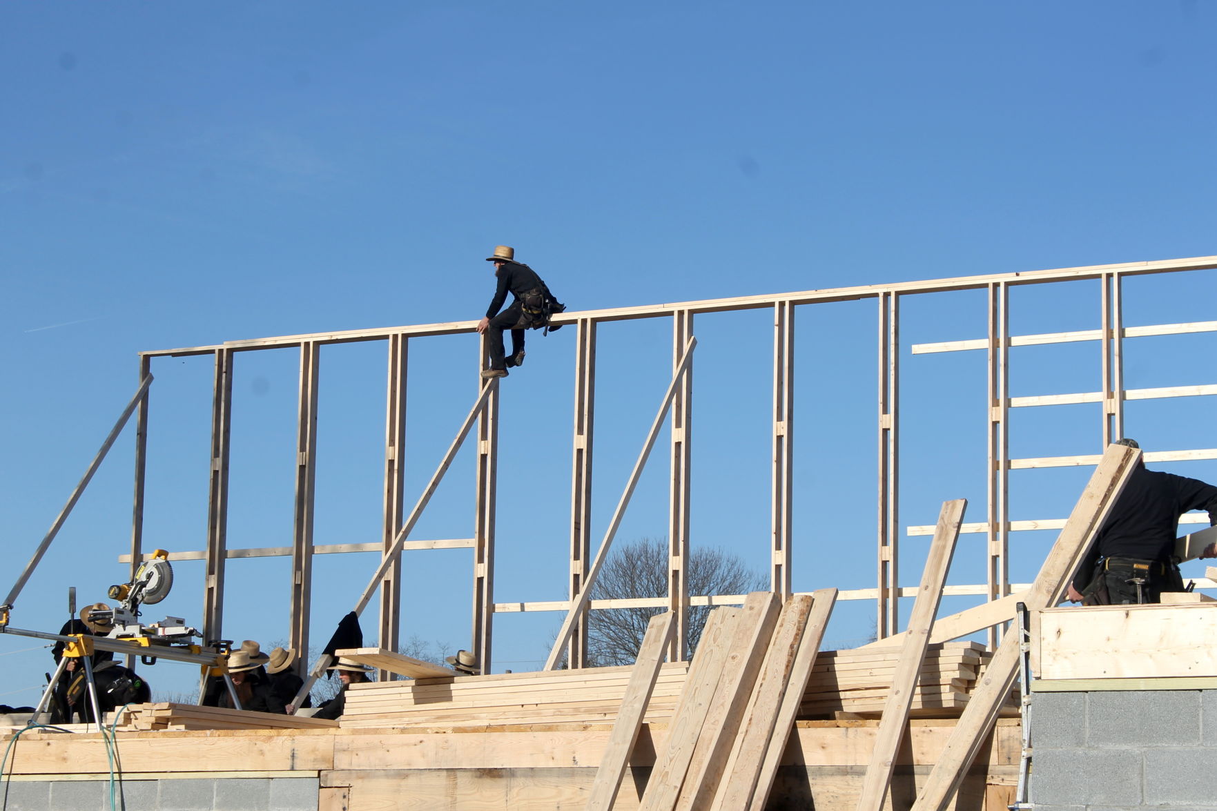 amish timber framer in maine amish timber framer in maine