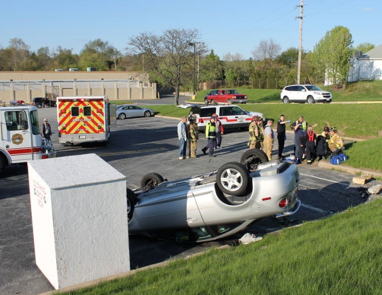 Woman injured in Route 40 roll-over crash in Elkton ...