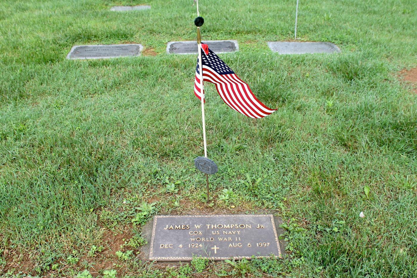 Volunteers place flags at veterans' graves in Perryville Local News