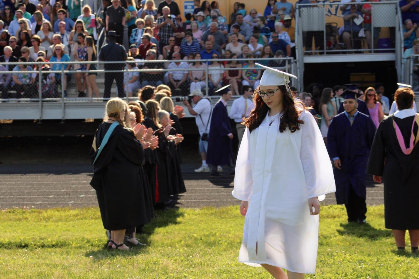 Perryville High graduates encouraged to 'define their dash' Schools