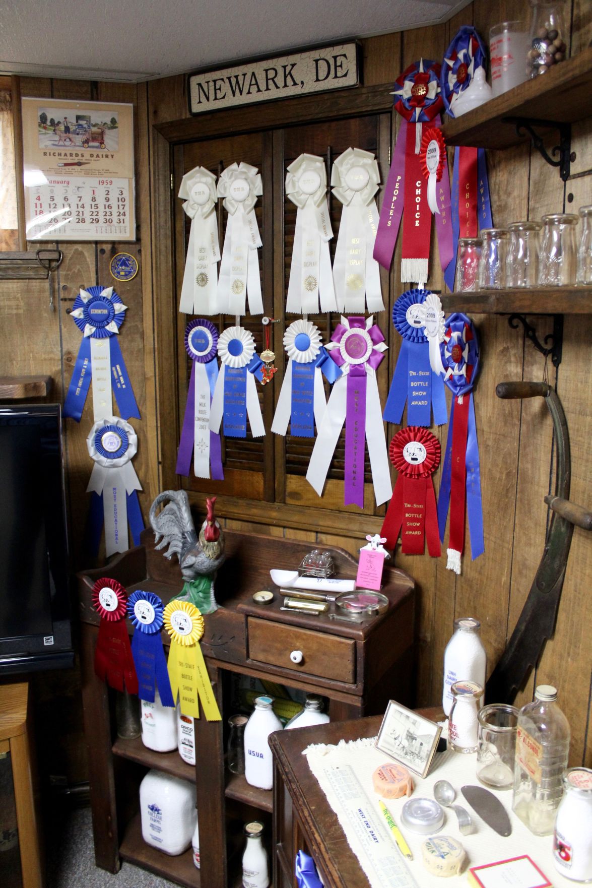Antique bottle collecting club set for annual show in Elkton