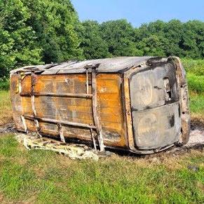Van torched near Elkton; arson investigation continues - Vimarsana News