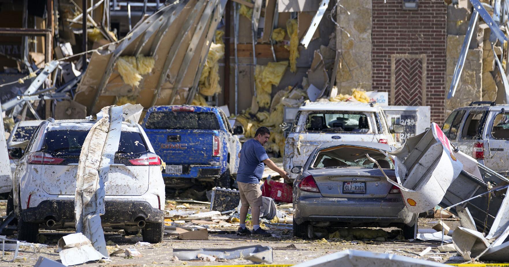 At least 22 dead in Memorial Day weekend storms that devastated several US states - Vimarsana News