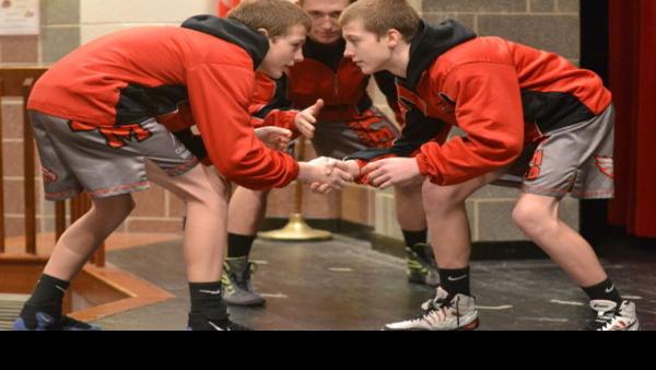 Wrestling A Family Affair Bo Manor S Trybus Brothers Ready For State Tournament High Schools Cecildaily Com