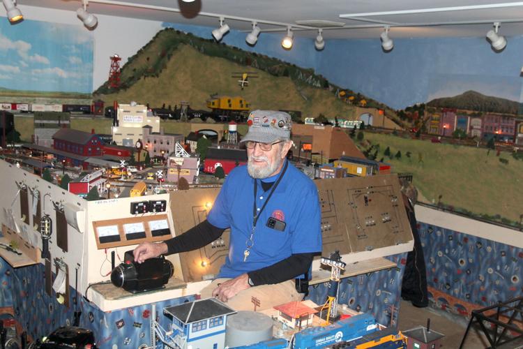 37th annual model railroad open house ends year on the right side of