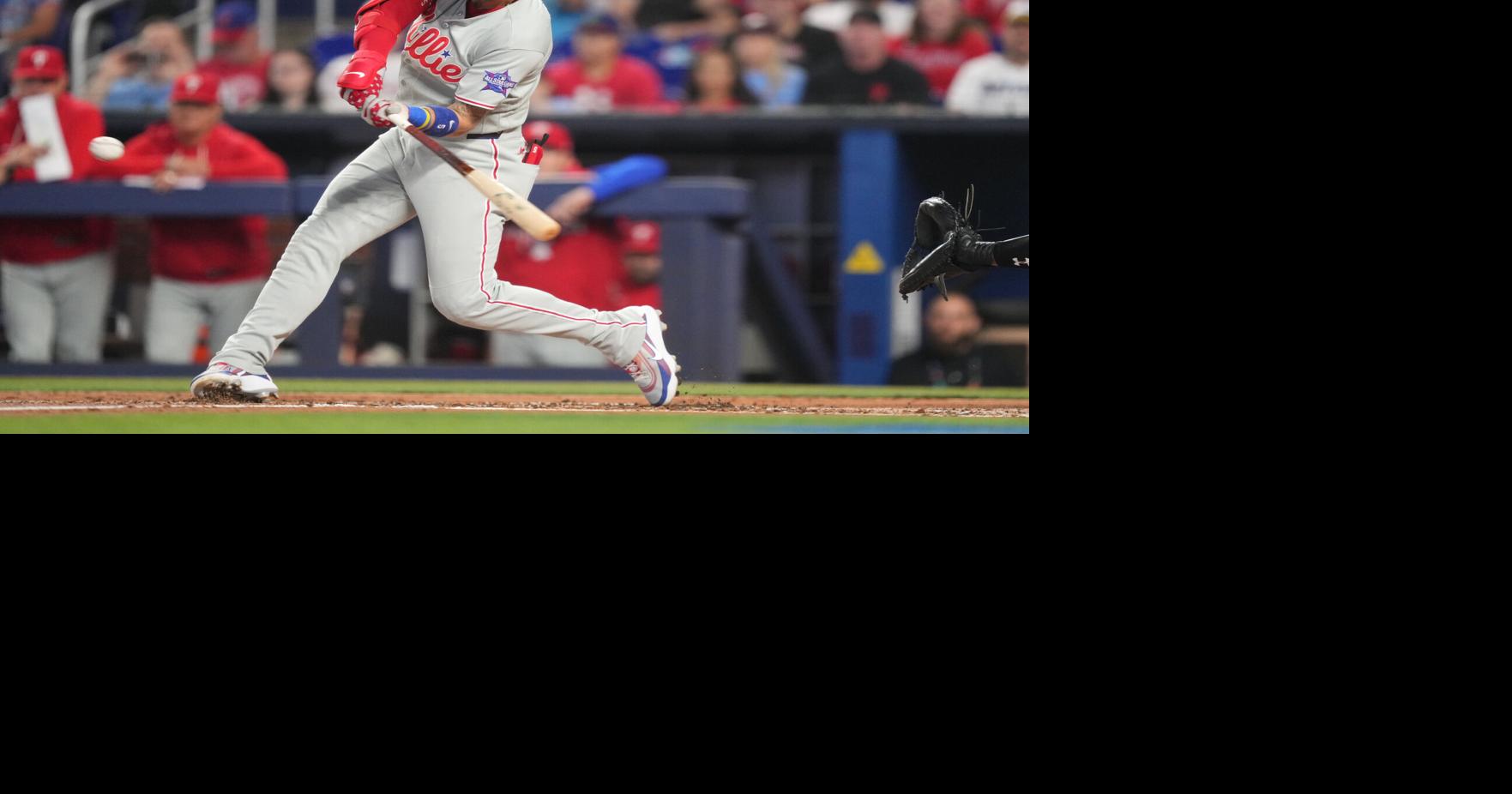 Bryson Stott's 3-run homer and Jesús Luzardo's strong outing help Phillies beat Marlins 7-2