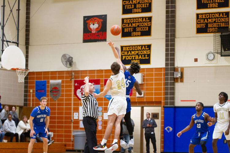 North East fends off late Perryville rally, Keefer drops 25 points Sports