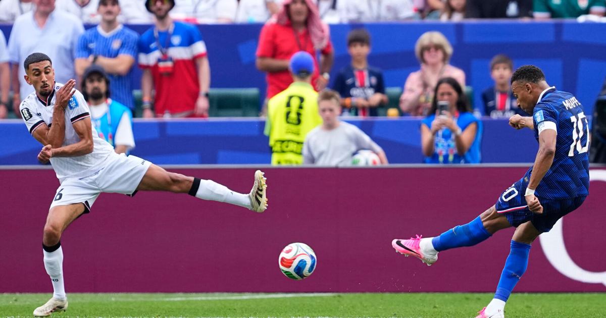 APTOPIX Iraq France WCup Soccer
