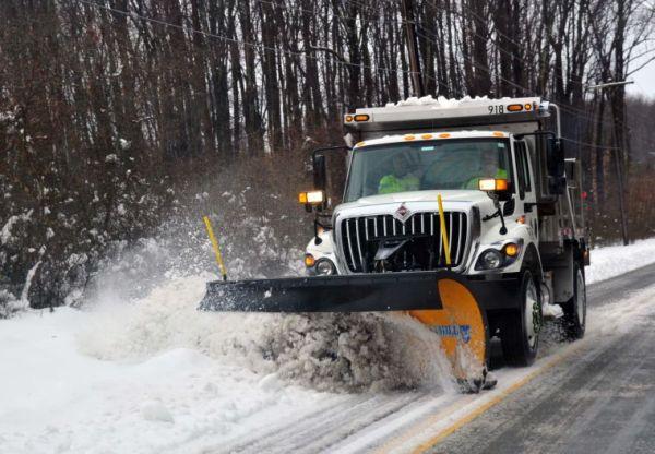 County Prepares For Up To A Foot Of Snow Ccps Closes Monday