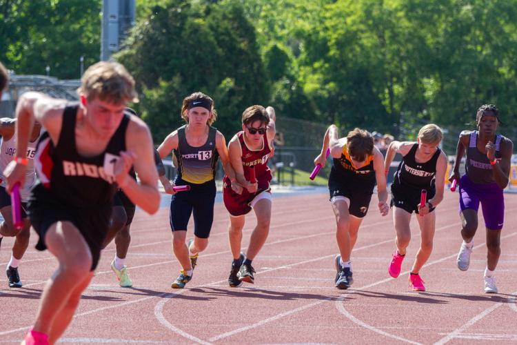Sun's Mercer, Perryville's Phillips take home throwing victories at