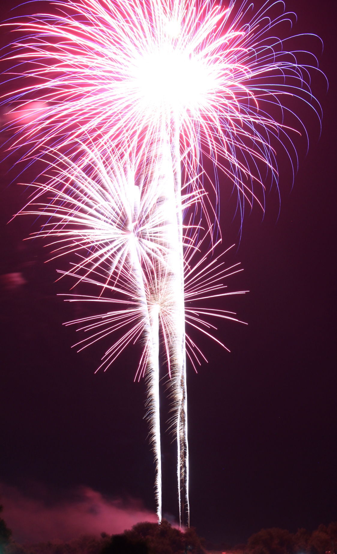 Fireworks bring Cecil together to celebrate America Spotlight