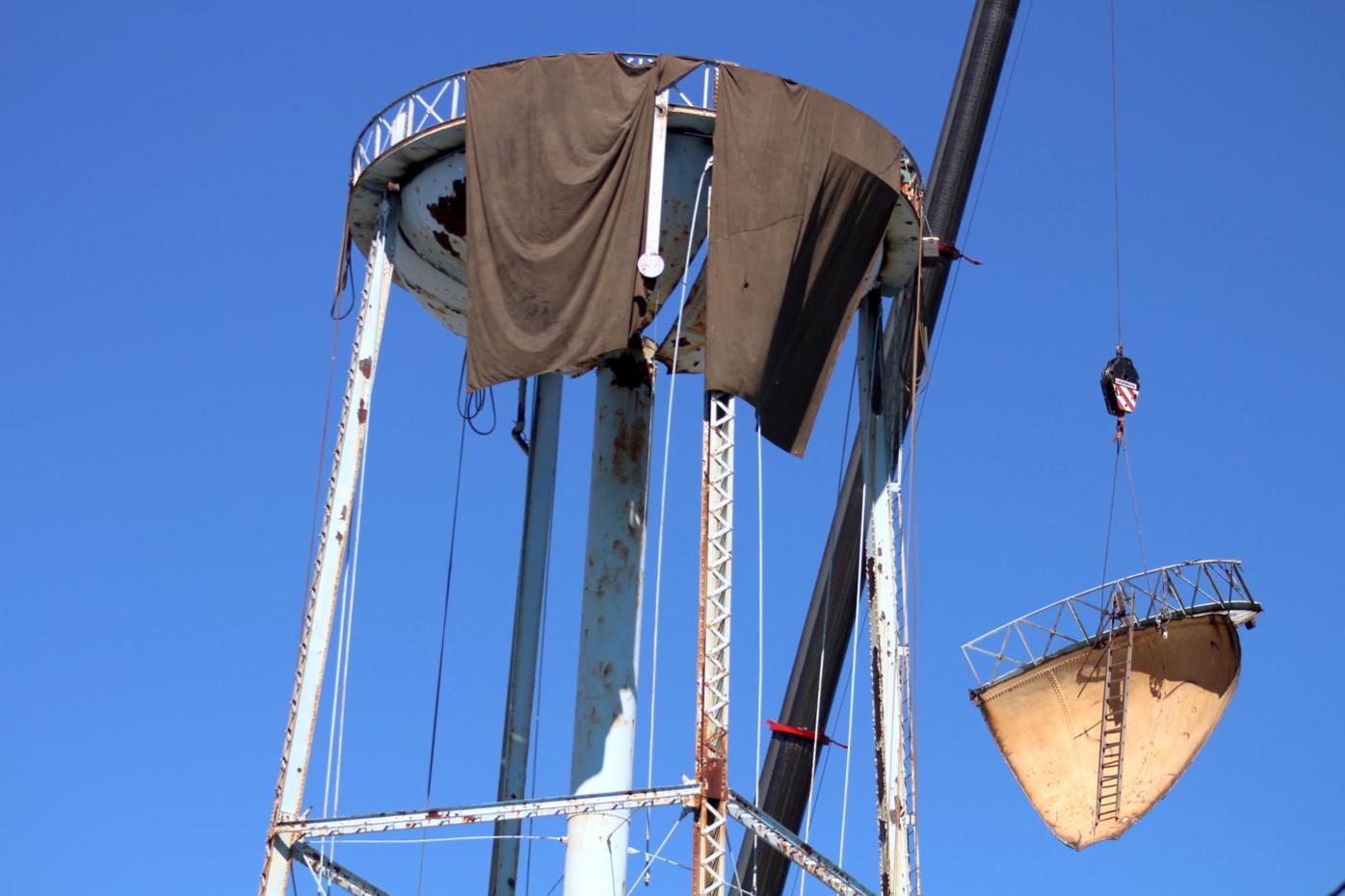 Chesapeake City Demolishes South Water Tower Local News Cecildaily Com
