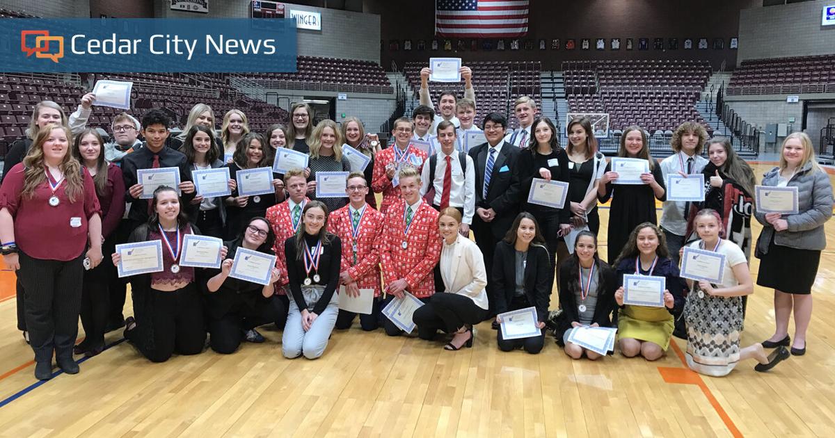 Cedar High students take 1st place in regional FBLA, DECA events